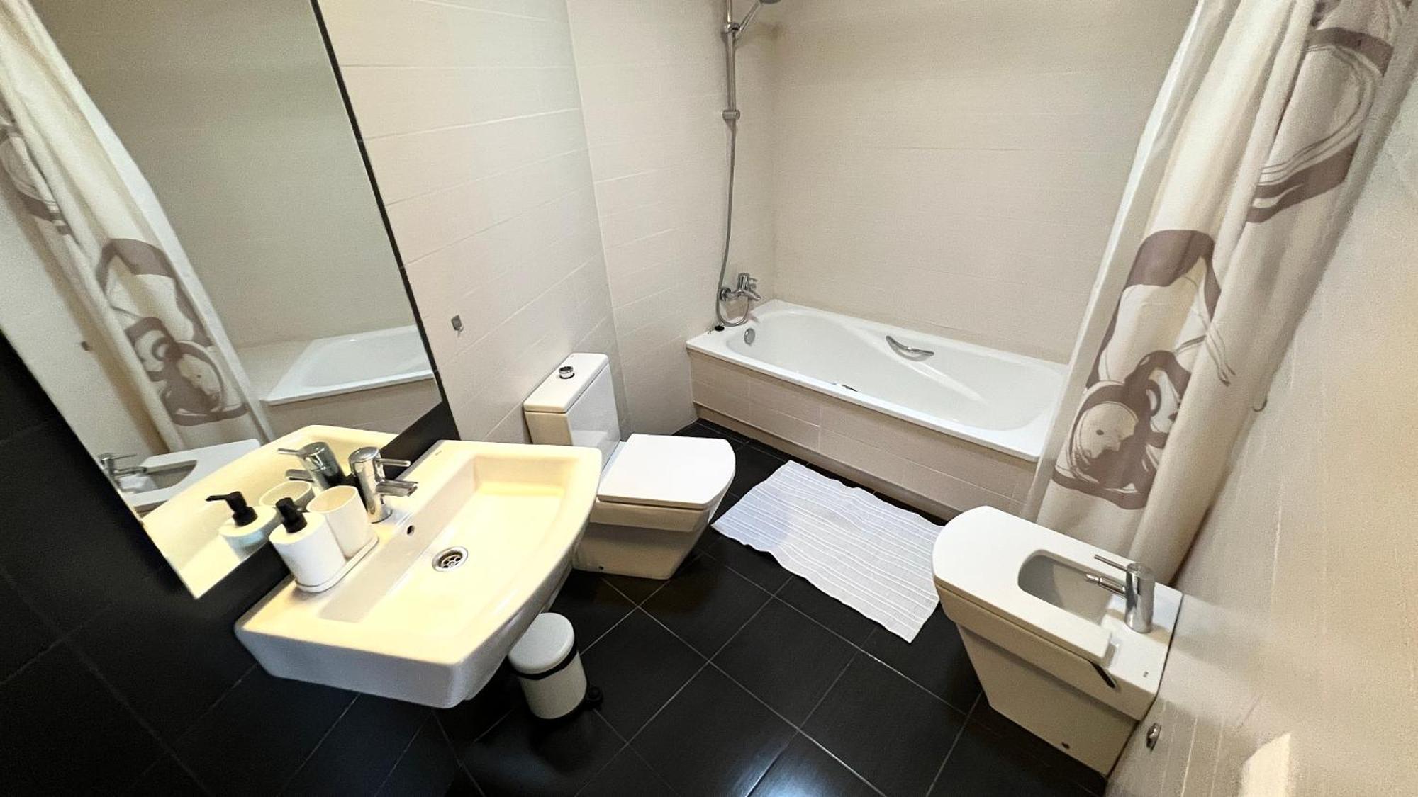Ocean View Two Bedroom Appartement *